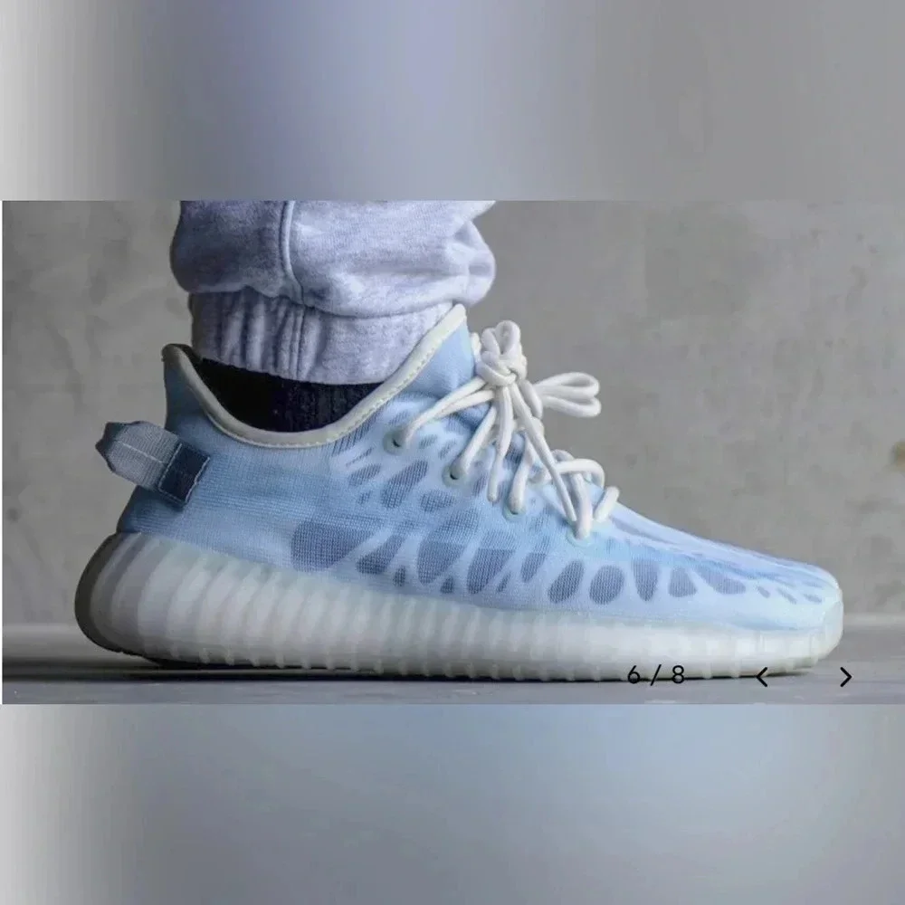 Adidas Yeezy Boost 350 V2 Mono Ice Mens 8 Light Blue GW2869 Excellent Sneakers
